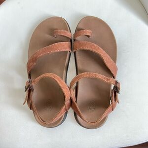 Womens Chaco Tulip leather sandals size 7